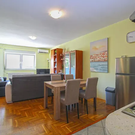 Apartamento Jadranka 2400