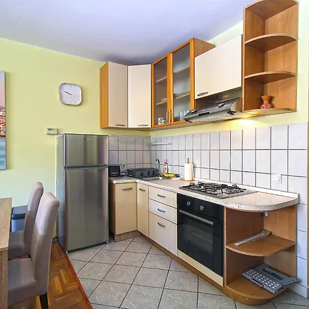 Jadranka 2400 Apartment *